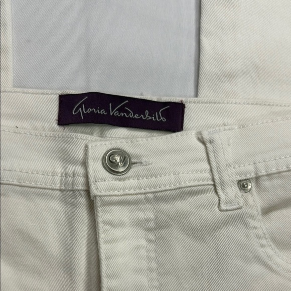 Gloria Vanderbilt Women's Straight Leg Jeans - White - Picture 4 of 7